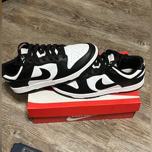 Nike dunk, men’s size 9, (used) lightly worn